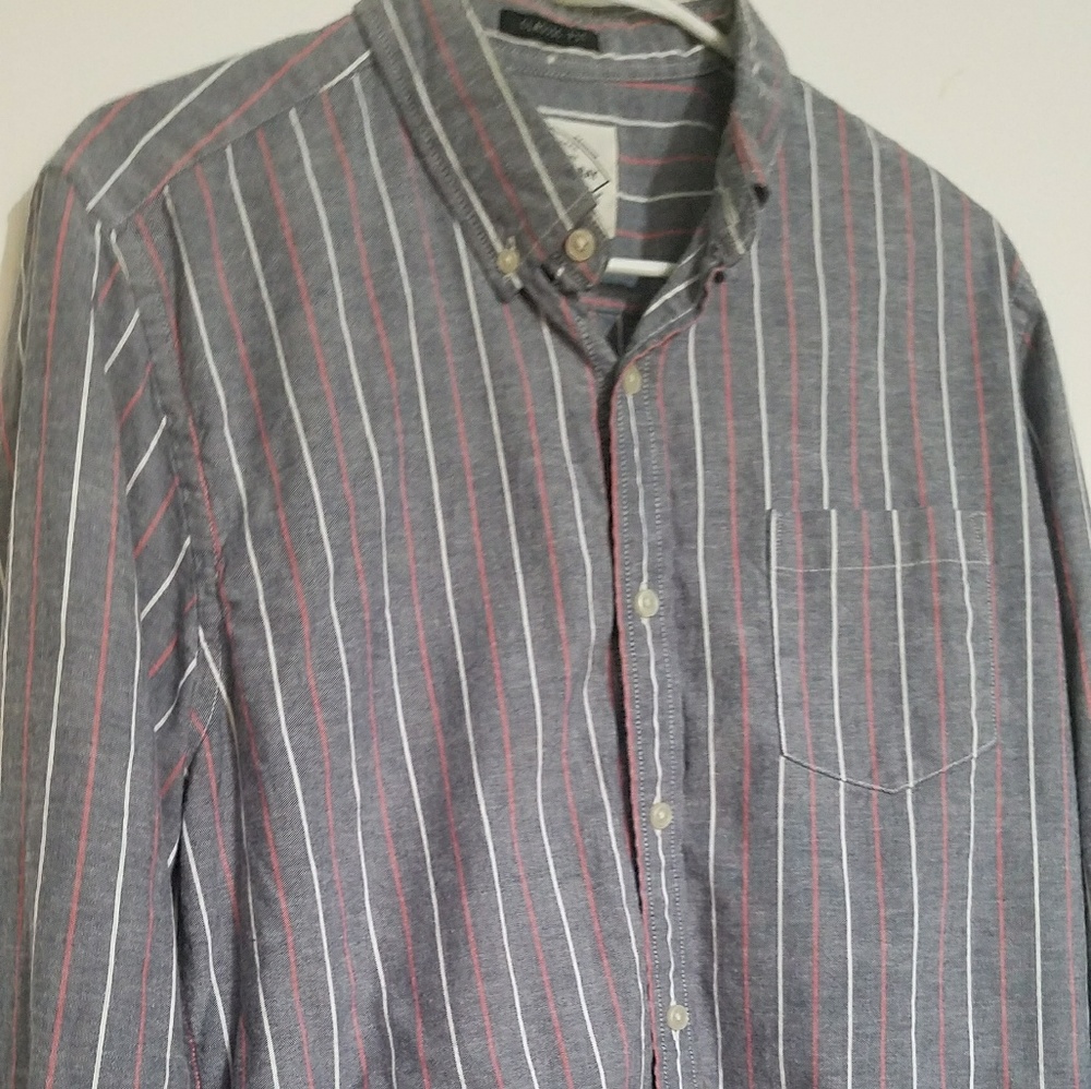 St John's Bay medium gray/blue striped button down